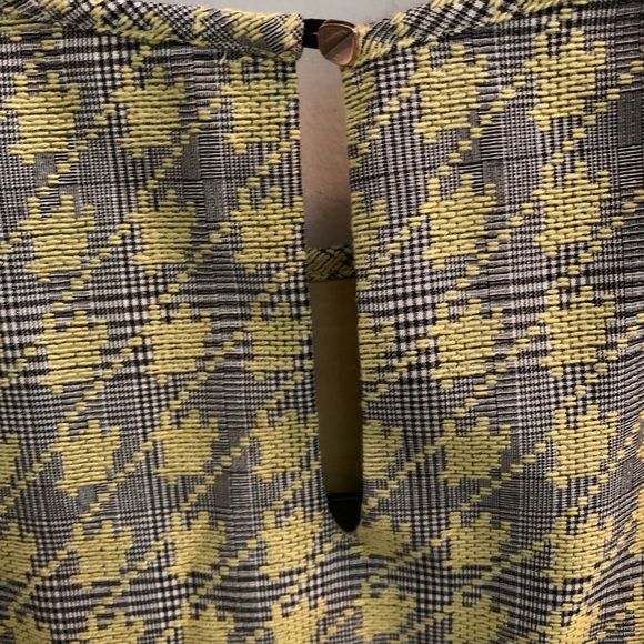 Traffic People Dress - Picture 3 of 4